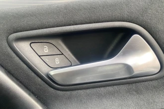 Vehicle Thumbnail 26