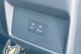 Vehicle Thumbnail 32