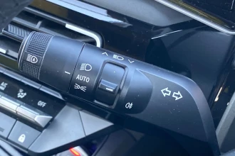 Vehicle Thumbnail 30