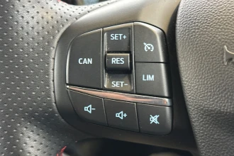 Vehicle Thumbnail 31