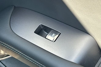 Vehicle Thumbnail 31