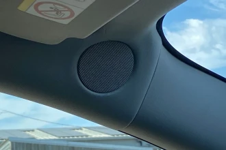 Vehicle Thumbnail 32