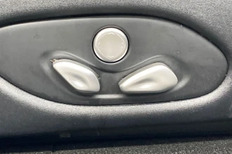 Vehicle Thumbnail 33
