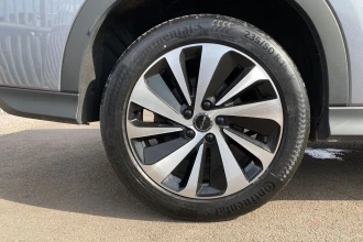 Vehicle Thumbnail 18