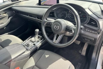 Vehicle Thumbnail 12