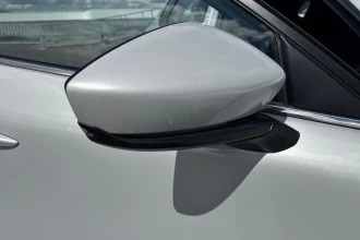 Vehicle Thumbnail 32