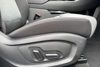 Vehicle Thumbnail 26