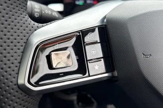 Vehicle Thumbnail 31
