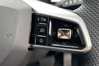 Vehicle Thumbnail 32
