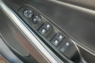 Vehicle Thumbnail 19