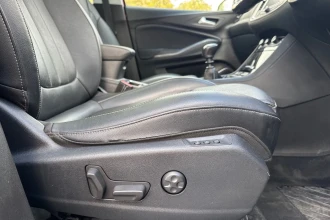 Vehicle Thumbnail 23