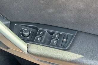 Vehicle Thumbnail 26