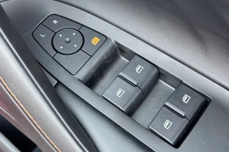 Vehicle Thumbnail 34