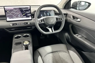 Vehicle Thumbnail 30