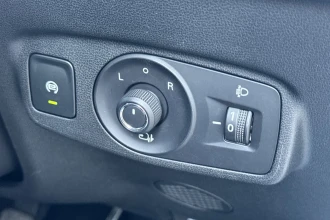 Vehicle Thumbnail 28