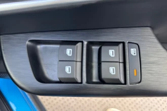 Vehicle Thumbnail 19