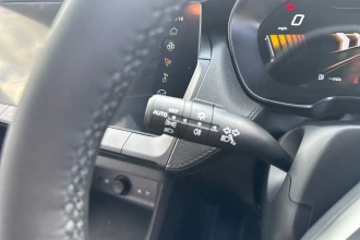 Vehicle Thumbnail 31