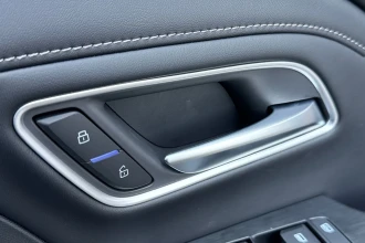 Vehicle Thumbnail 27