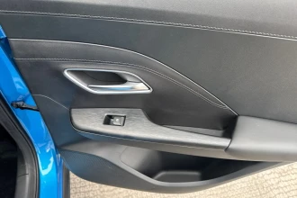 Vehicle Thumbnail 23