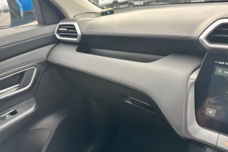 Vehicle Thumbnail 38