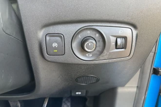 Vehicle Thumbnail 22