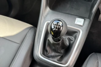 Vehicle Thumbnail 30
