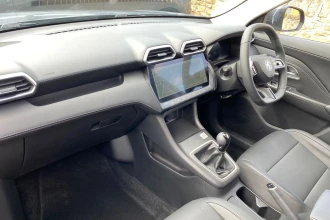 Vehicle Thumbnail 14