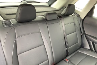 Vehicle Thumbnail 16