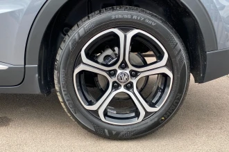 Vehicle Thumbnail 26