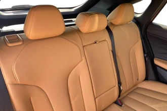 Vehicle Thumbnail 16