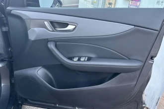 Vehicle Thumbnail 28