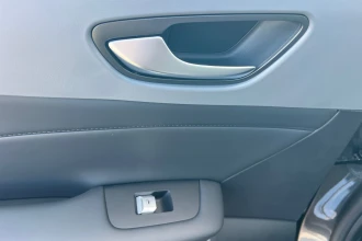 Vehicle Thumbnail 25