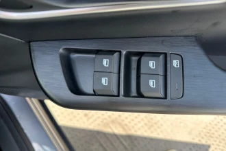 Vehicle Thumbnail 19