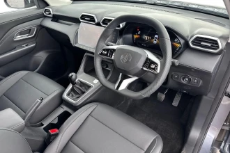 Vehicle Thumbnail 12
