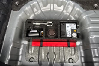 Vehicle Thumbnail 18