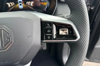 Vehicle Thumbnail 24