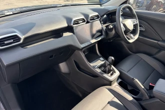 Vehicle Thumbnail 14