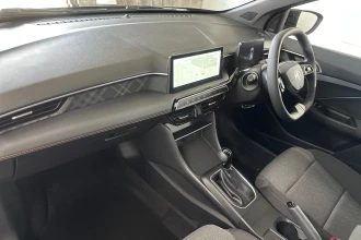 Vehicle Thumbnail 14