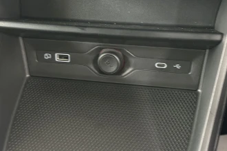 Vehicle Thumbnail 44