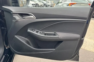 Vehicle Thumbnail 24