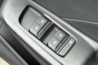Vehicle Thumbnail 25