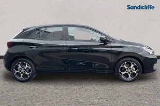 Vehicle Thumbnail 3
