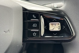 Vehicle Thumbnail 38