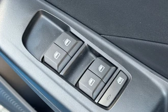 Vehicle Thumbnail 29