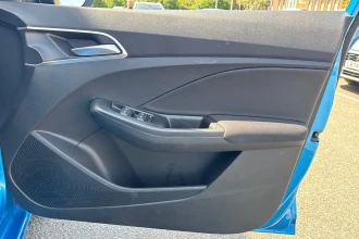 Vehicle Thumbnail 30