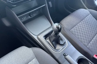 Vehicle Thumbnail 35
