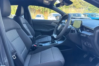 Vehicle Thumbnail 28