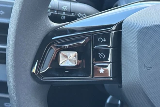 Vehicle Thumbnail 36