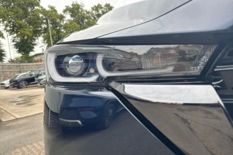 Vehicle Thumbnail 18