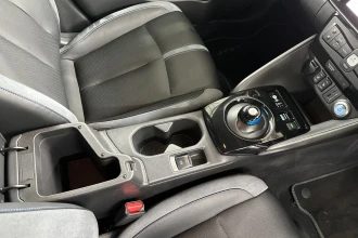Vehicle Thumbnail 36